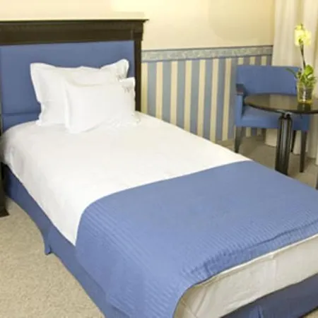 Sani Hotel 4*