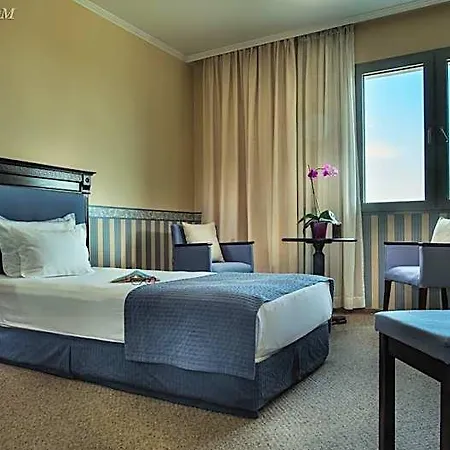 Hotel Sani 4*