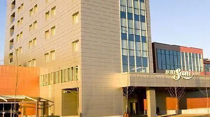 Sani Ασένοβγκραντ