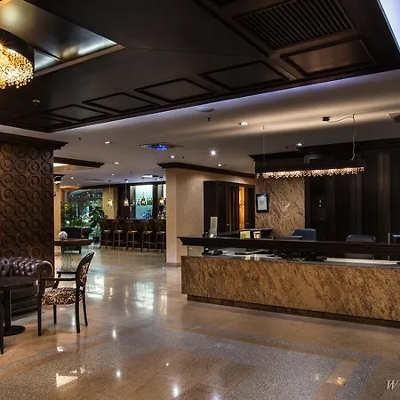 Hotel Sani 4*